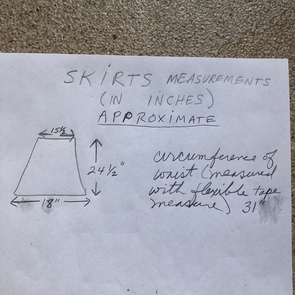 Escada dark grey with vertical pink stripes wool/silk blend skirt, size 38 - Picture 11 of 11